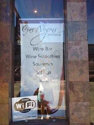 Ojos Negros Wine Bar And Cafe