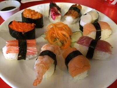 Red Fish Sushi & Nikkei