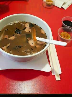 Red Fish Sushi & Nikkei