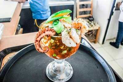 Sábalo Cocos Mariscos & Beer