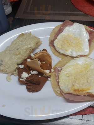 La Casona De Becarel