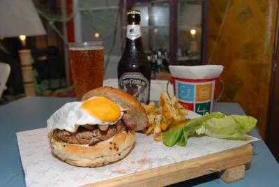 El 4to Beer And Burger Depot