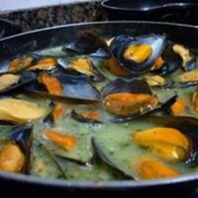 Sabores De Aqui Y De Alla