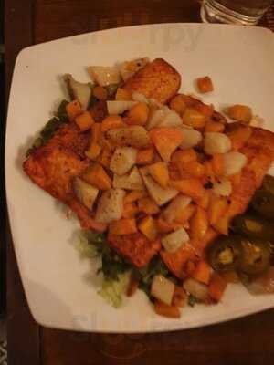 Van Gogh Restaurant Bar & Café