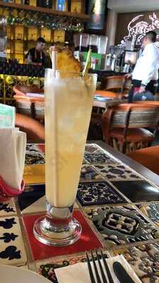 La Lupe Mariachi Y Chupe