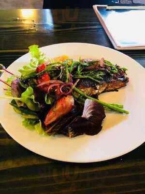 D'varios Tasting Room