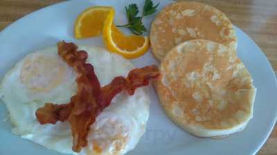 Junior's Restaurant Bar