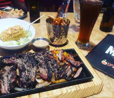 Wingman Wings & Beer & Sports