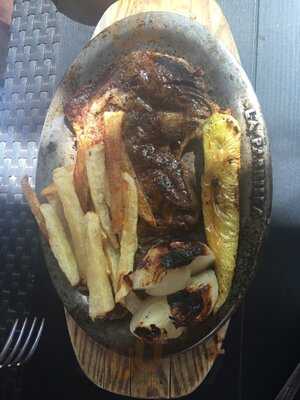 La Parrilla Steak & Beer