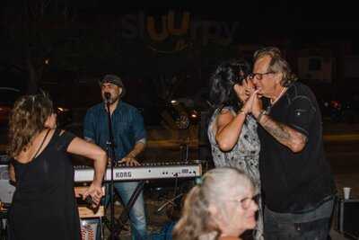 Road House Restaurant