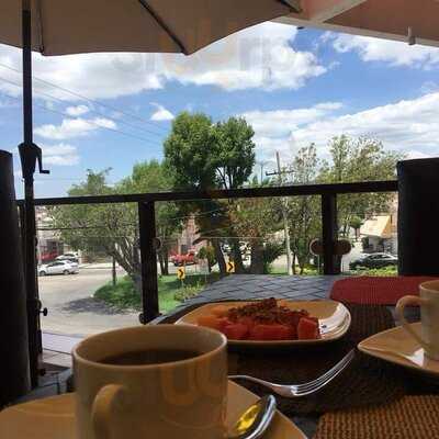 El Breve Espacio Cafe