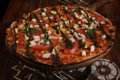 Rin Rin Pizza A La Leña