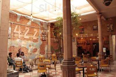 Cuatro 22 Café Y Gourmeteria