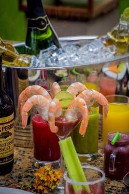 Acueducto Restaurant & Bar