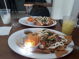 Maz Café