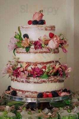 So Sweet Cupcakes & More