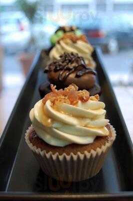 So Sweet Cupcakes & More