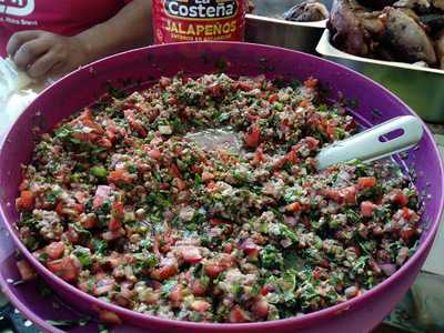 Duros Y Guacamayas Hernandez