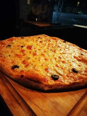 Pizzería La Leñera Artesanal