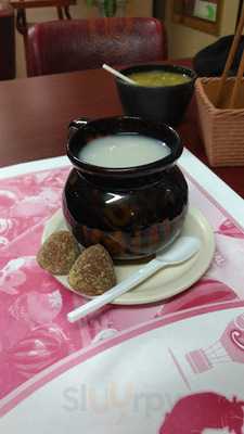 El Manantial Desayunos Y Cenas