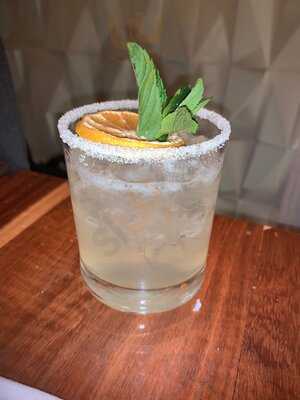 Loretta Chic Bistrot