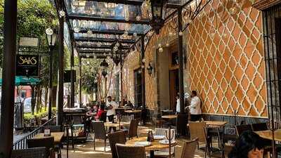 Saks San Ángel