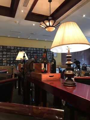 Morton's The Steakhouse