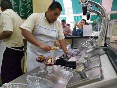 Neveria Roxy (condesa)