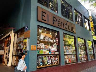 Cafebrería El Péndulo Roma.