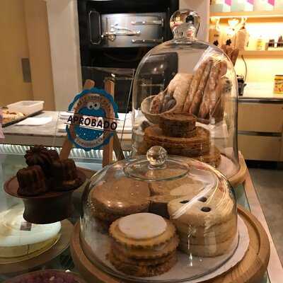 Amado Pasteleria Artesanal & Dulceria