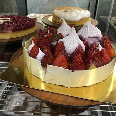 Amado Pasteleria Artesanal & Dulceria