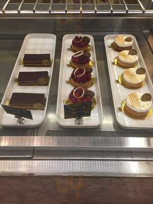 Amado Pasteleria Artesanal & Dulceria