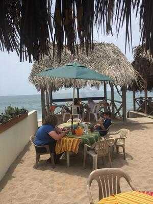 Surf's Up Beach Cafe