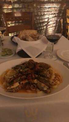 Maralunga Pizza Grill & Bar