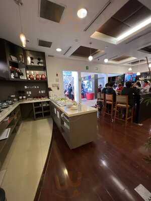 The Grand Lounge Elite