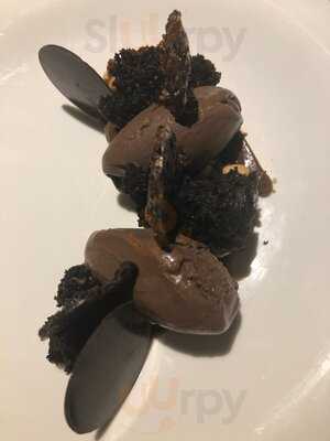 Madera Restaurante & Bar