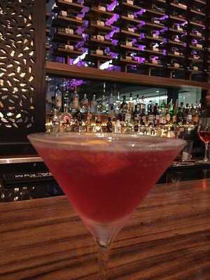 Madera Restaurante & Bar