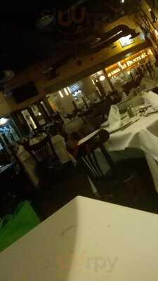 Los Canarios Perisur