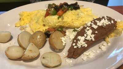 Los Bisquets De Obregon