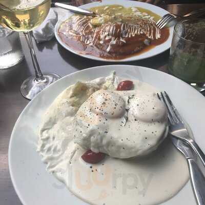 Marcelino Pan & Vino