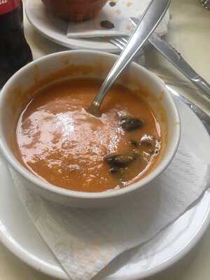 Las Cazuelas De La Abuela