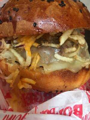 Burger Bar Joint Patio Universidad