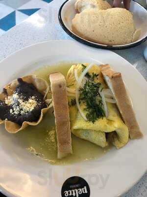 Peltre Loncheria Roma