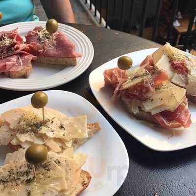 Las Tapas De San Juan Isabel La Catolica