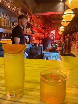 Hanky Panky Cocktail Bar