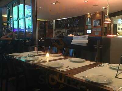 50 Friends Antara Fashion Hall