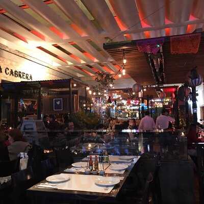 50 Friends Antara Fashion Hall