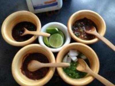 Tacos El Califa De Leon