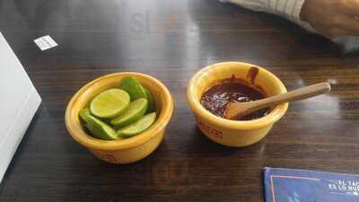 Tacos El Califa De Leon