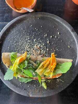 Expendio Del Maiz Sin Nombre